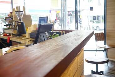 בית מלון כפרי Borough Capsule Hostel Bali