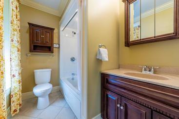 هتل Chipman Hill Suites - Union Street