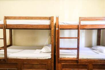 ホテル Kamuning Hostel