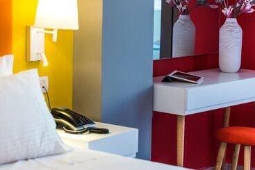 ホテル Menta City Boutique