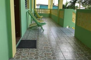هتل Panchos Villas