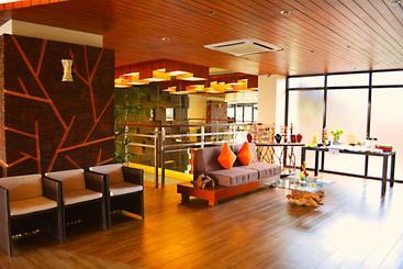 هتل Capital O 261 Rumah Highlands
