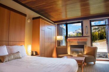 酒店 Sunshine Mountain Lodge