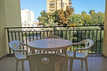 Apartamentos Mistral 3000