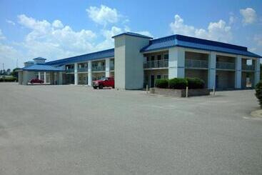 فندق Americas Best Value Inn Kinston
