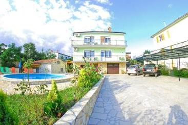 ホテル Apartments Meditteraneo