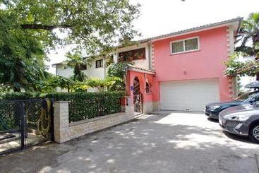هتل Felix Residence