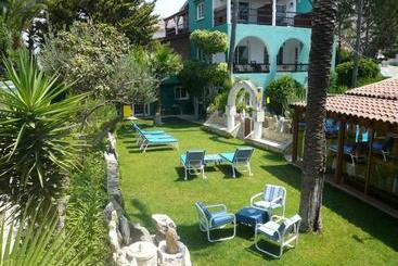 فندق Greenfields Country Club