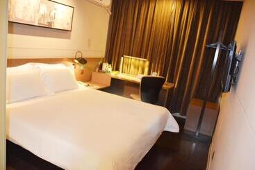 هتل Jinjiang Inn Shenyang Middle Street Pedestrain