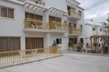 בית מלון כפרי Marianna Annex