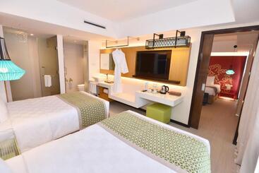 Hue Hotels And Resorts Boracay Managed By Hii