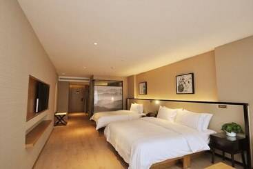 The Hotel V Nanjing Confucius Temple