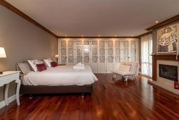 בית מלון כפרי Benalmádena Coast Villa