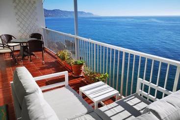 Отель Carabeo Vista Mar