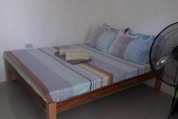هتل Charm Guest House