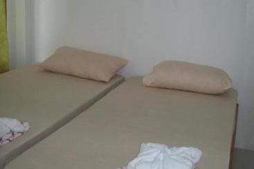 هتل Charm Guest House