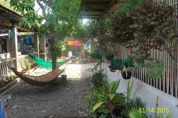 هتل Charm Guest House