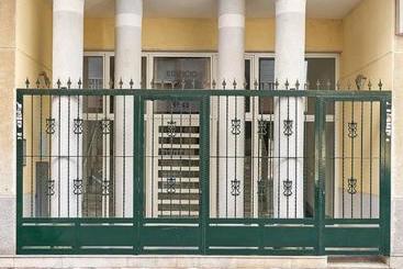 هتل Rafal Apartament