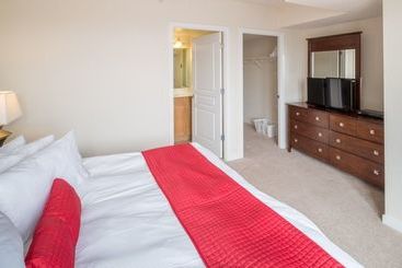 هتل Global Luxury Suites at Metropolitan South