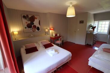 호텔 La Haute Flourie   Bed And Breakfast  Chambres D Hôtes