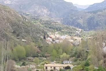 هتل Las Huertas De Roque