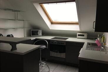 هتل Pension Alis Augsburg