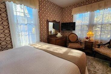 فندق The Mason Cottage Downtown