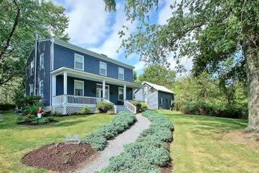 호텔 The Widow Kip S Inn