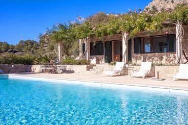 בית מלון כפרי V Finca Luisa