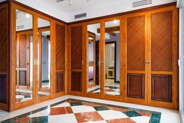 هتل Villa Vista Lara Canovas Nerja