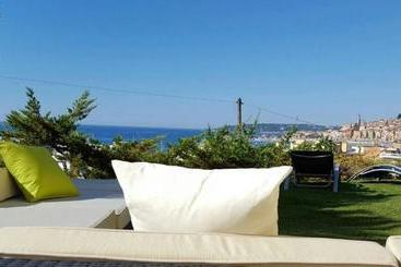 Отель Cap Au Sud