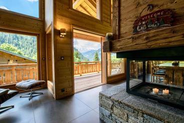 هتل Chalet Carnauba  Alpine Descents
