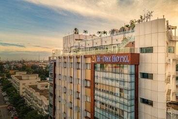 בית מלון כפרי M One