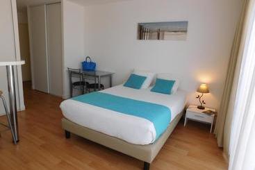 هتل Residence New Rochelle