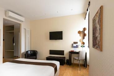 酒店 Aiello Rooms San Babila