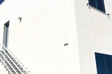 هتل B&b Sun Of Sicily