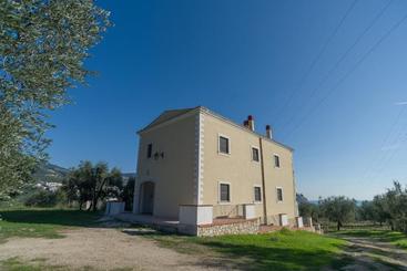 בית מלון כפרי Casale San Francesco