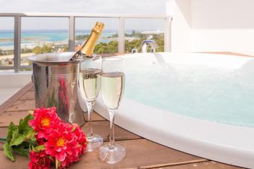 בית מלון כפרי Coldio Onna Hills