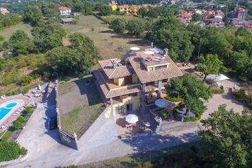 هتل I Gigli Del Belvedere