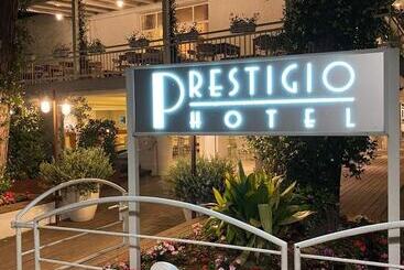 ホテル Prestigio