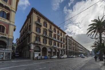 酒店 Relais Del Porto  Affitta Camere