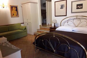 هتل Relais Villa Del Monte