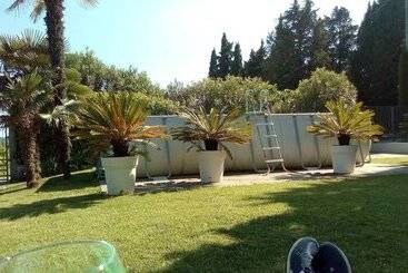 בית מלון כפרי Relais Villa Lezard