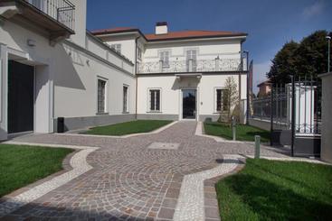 هتل Residence Le Querce
