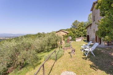 Отель Torre Santa Maria