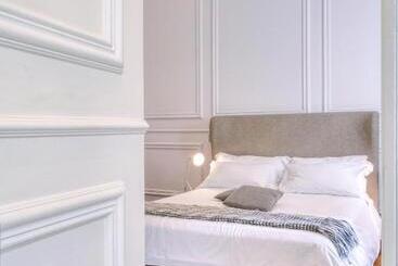 ホテル Via Chiodo Luxury Rooms