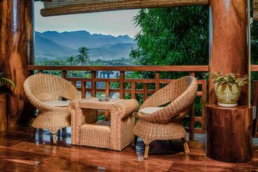 فندق Villa Angthong