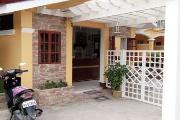 ホテル Bayview Inn