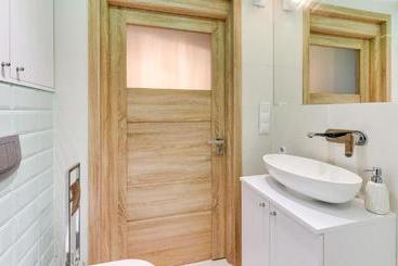 هتل Dom & House Apartments Glamour Sopot