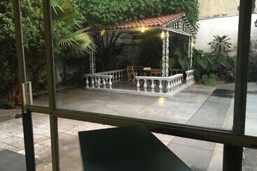 Отель Hakal Housing Hostel Guadalajara